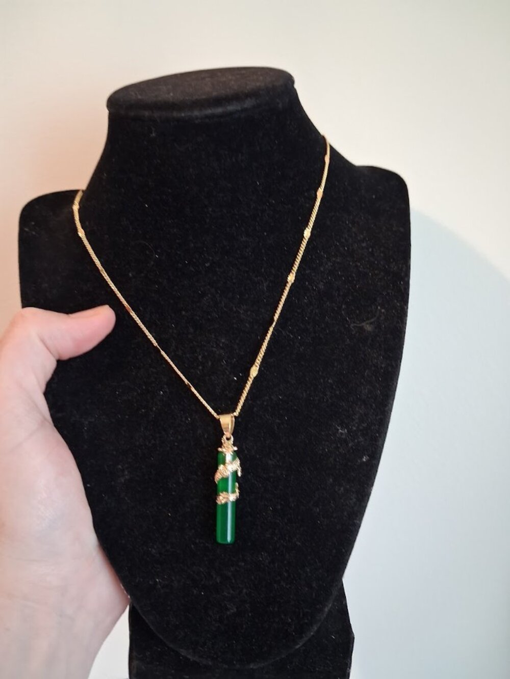 22 inch Asian style necklace